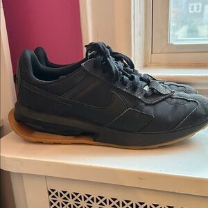 Nike Black and Brown Men's Sneakers